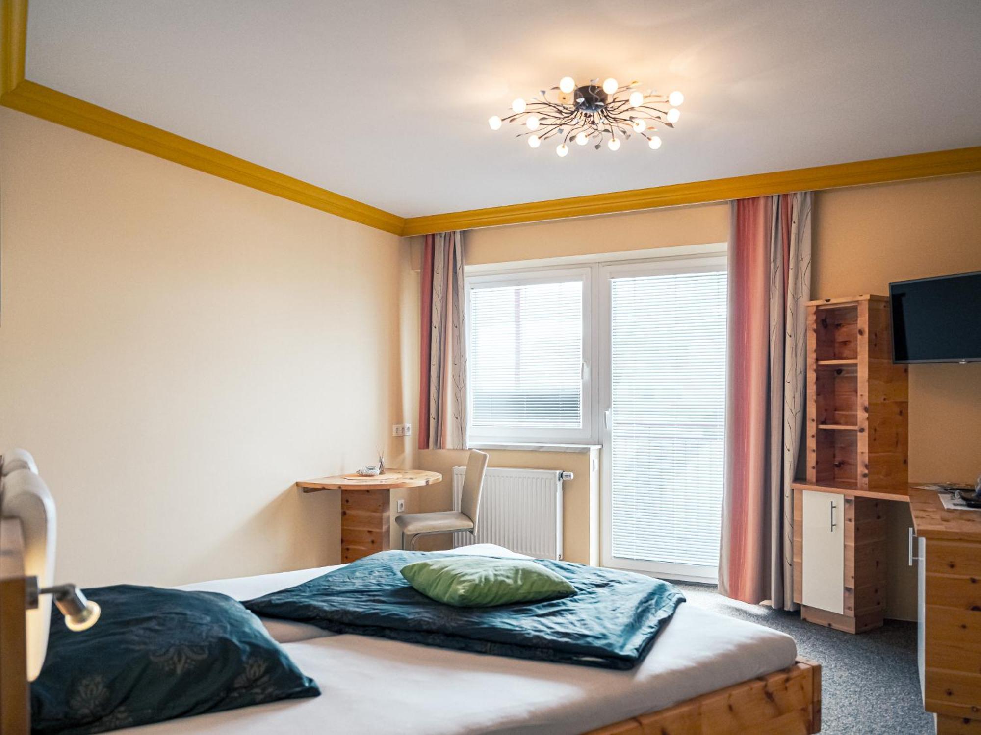 Zirben Diamant Hotel Obdach Bagian luar foto